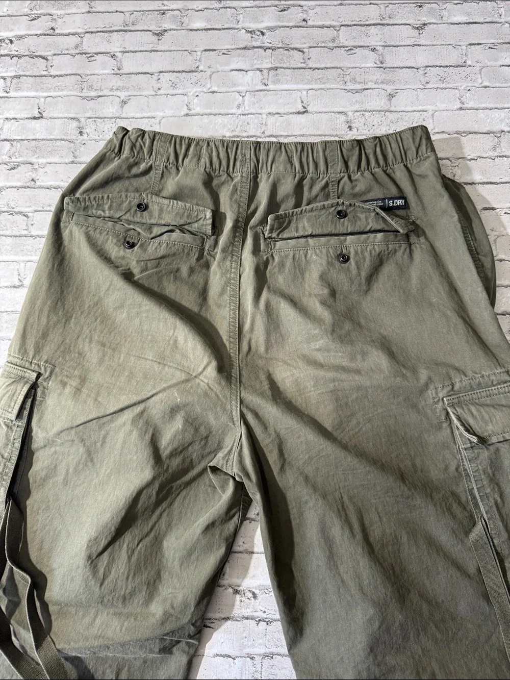 Superdry womens 32 x 32 parachute grip olive green cargo trouser pants EUC